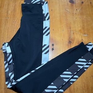 Beach riot leggings size medium